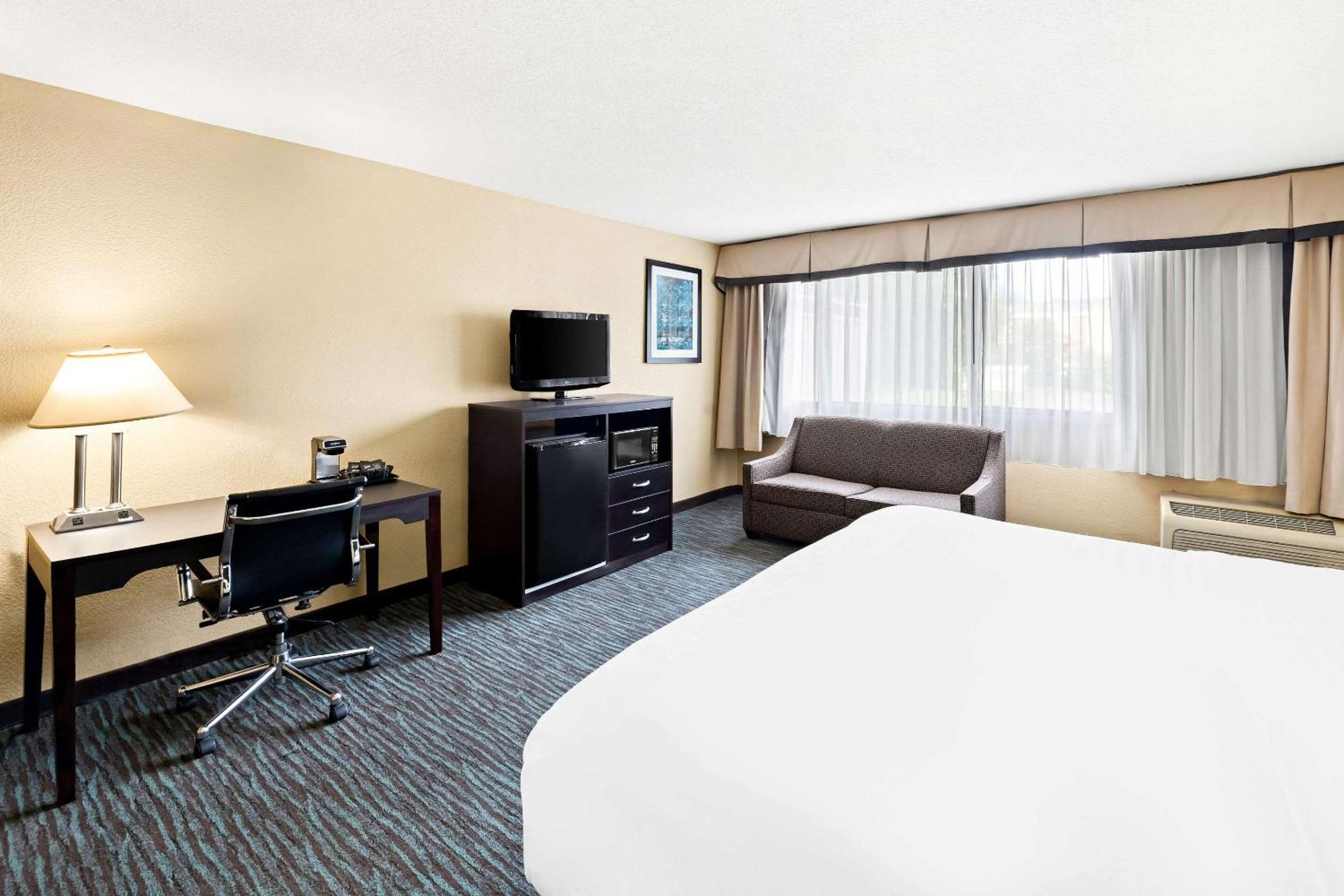 Quality Inn Dayton Airport Englewood Esterno foto