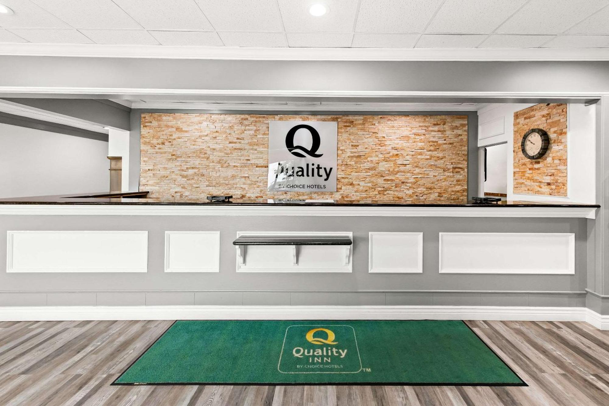 Quality Inn Dayton Airport Englewood Esterno foto