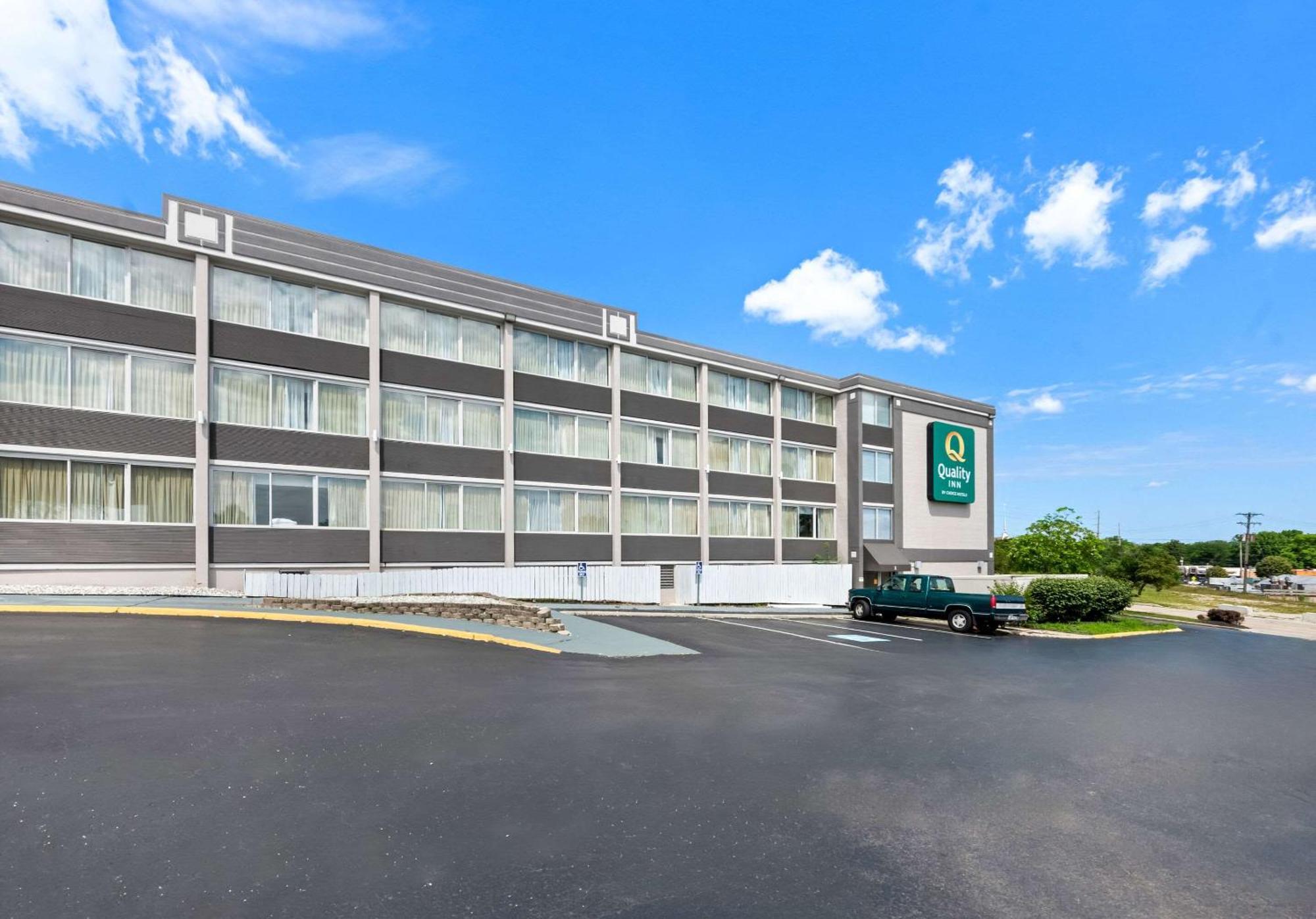 Quality Inn Dayton Airport Englewood Esterno foto